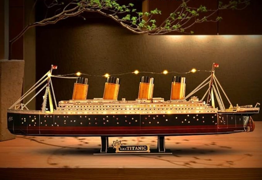 CubicFun 3D Puzzle - Titanic LED L521H